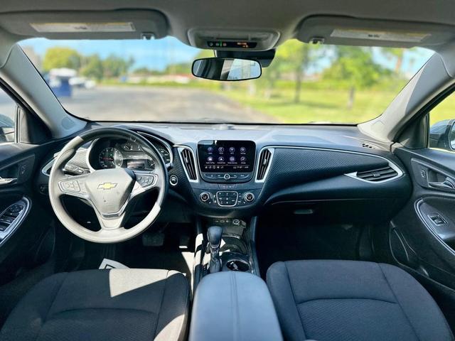 Photo of 2025 Sterling Gray Metallic Chevrolet Malibu