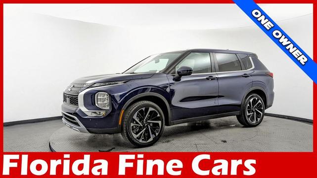 Photo of 2024 Cosmic Blue Metallic Mitsubishi Outlander