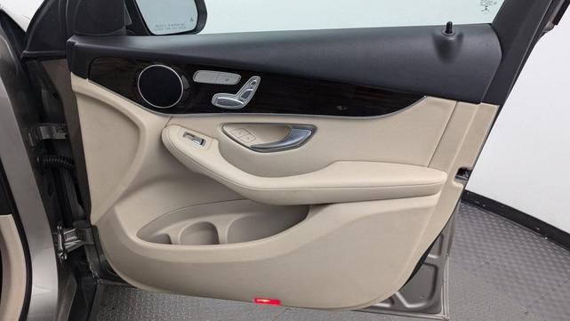 Photo of 2020 Mojave Silver Metallic Mercedes-Benz GLC 300