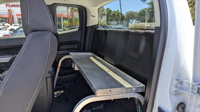 Photo of 2021 Summit White Chevrolet Colorado