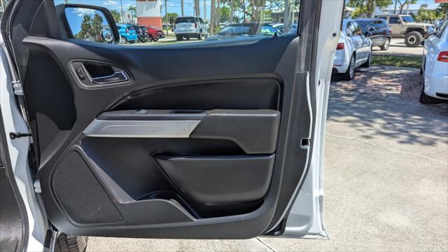 Photo of 2021 Summit White Chevrolet Colorado