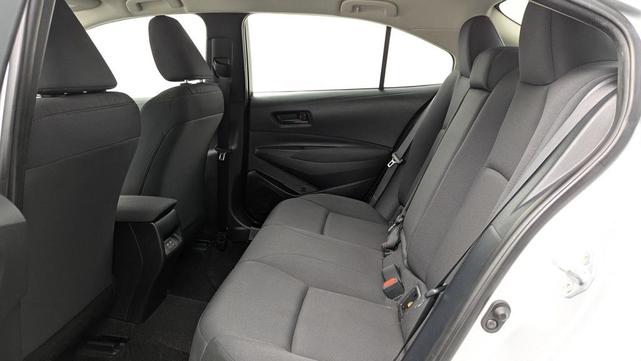 Photo of 2023 Classic Silver Metallic Toyota Corolla
