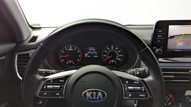 Photo of 2021 Cherry Black Kia Seltos