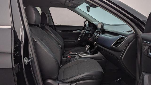 Photo of 2021 Cherry Black Kia Seltos