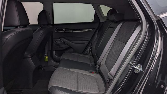 Photo of 2021 Cherry Black Kia Seltos
