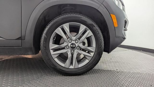 Photo of 2021 Cherry Black Kia Seltos