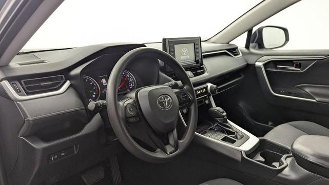Photo of 2020 Silver Sky Metallic Toyota RAV4