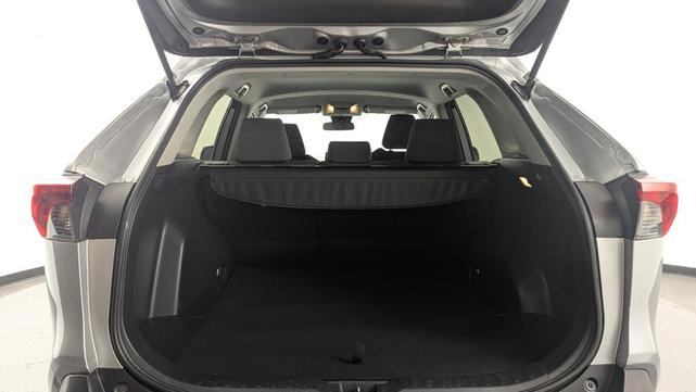 Photo of 2020 Silver Sky Metallic Toyota RAV4