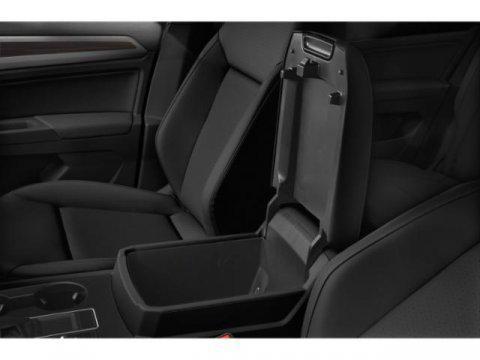 Photo of 2021 Pure White Volkswagen Atlas