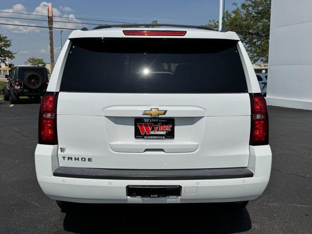 Photo of 2018 Summit White Chevrolet Tahoe