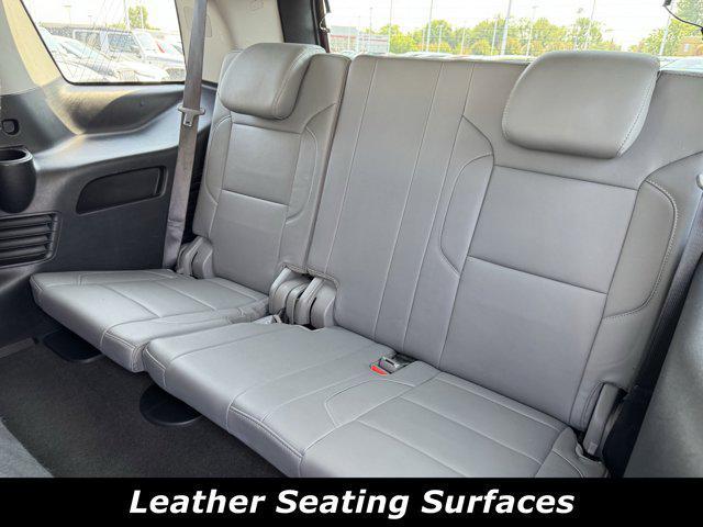 Photo of 2018 Summit White Chevrolet Tahoe