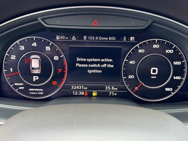 Photo of 2019 Orca Black Metallic Audi Q7