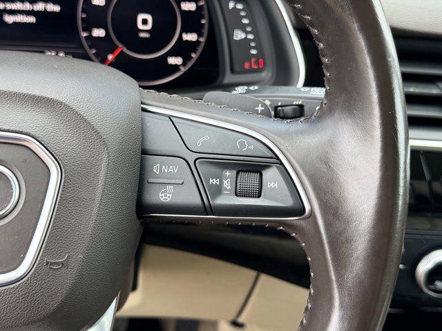 Photo of 2019 Orca Black Metallic Audi Q7
