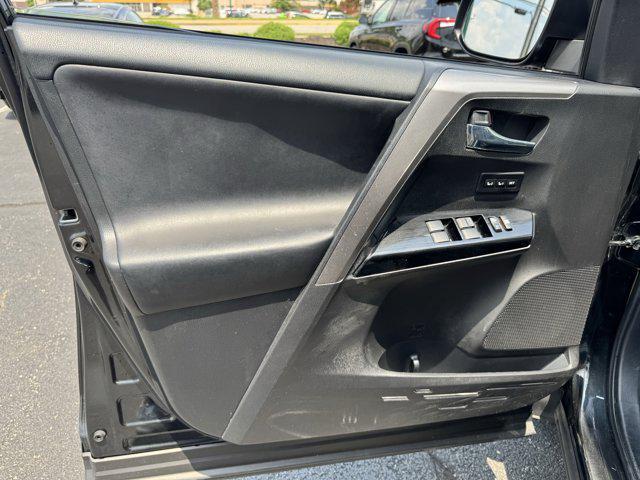 Photo of 2017 Black Sand Pearl Toyota RAV4 Hybrid