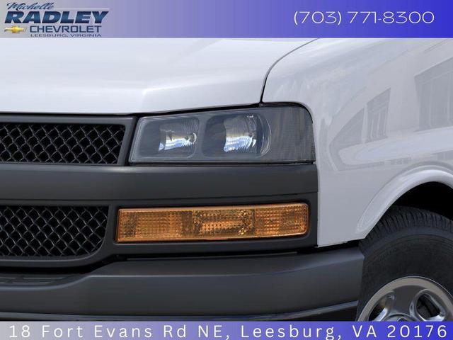 Photo of 2025 Summit White Chevrolet Express 2500