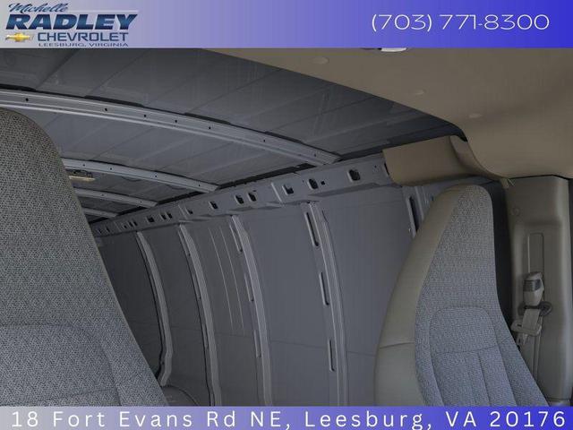 Photo of 2025 Summit White Chevrolet Express 2500