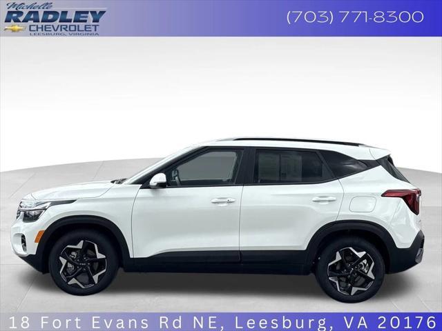 Photo of 2025 Snow White Pearl Kia Seltos