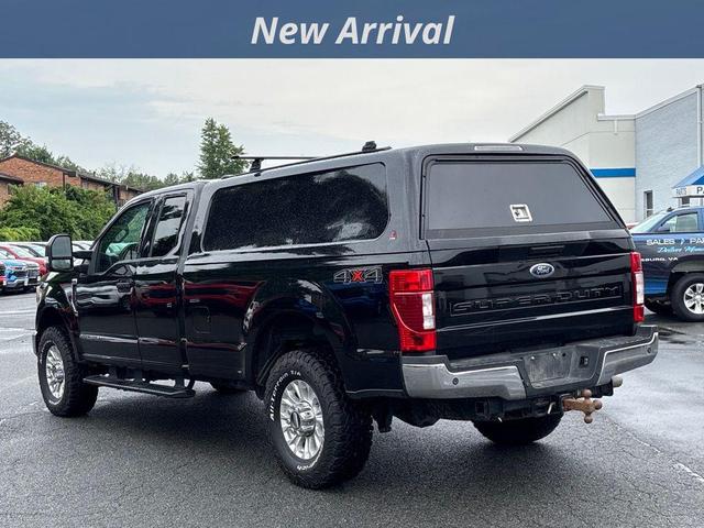 Photo of 2022 Agate Black Metallic Ford F-350