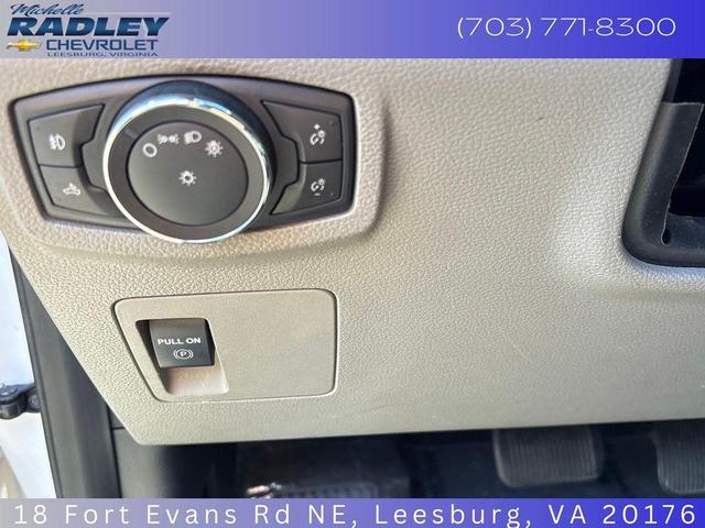 Photo of 2018 Oxford White Ford F-150