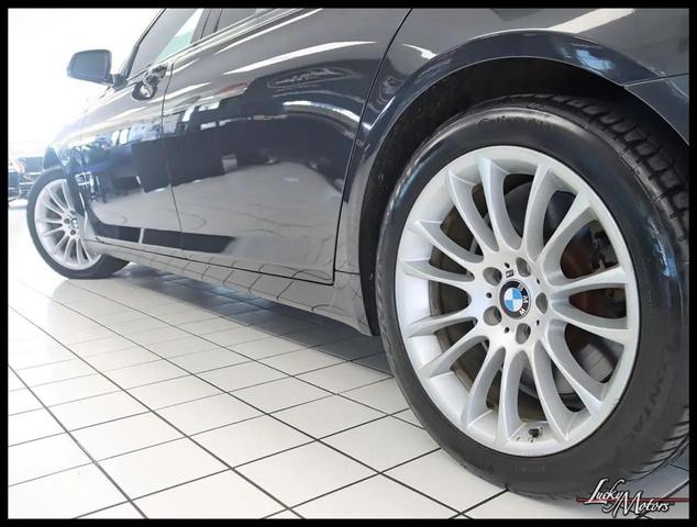 Photo of 2015 Not Specified BMW 750