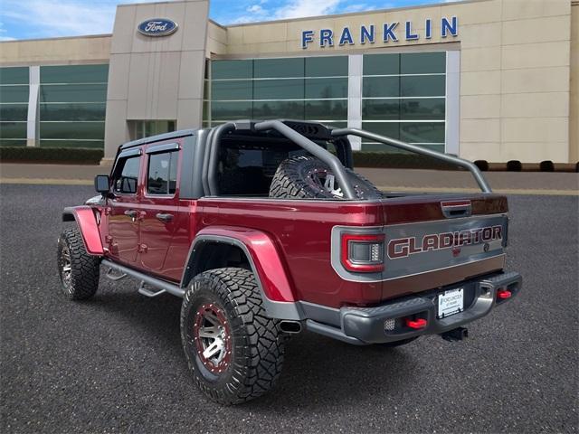 Photo of 2021 Snazzberry Pearlcoat Jeep Gladiator