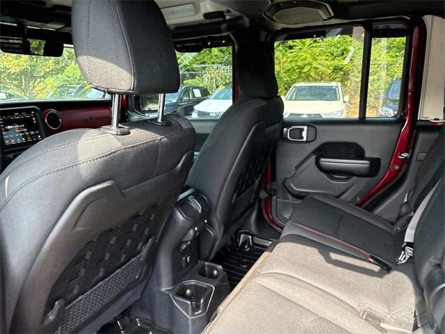 Photo of 2021 Snazzberry Pearlcoat Jeep Gladiator