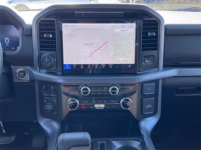 Photo of 2025 White Metallic Ford F-150