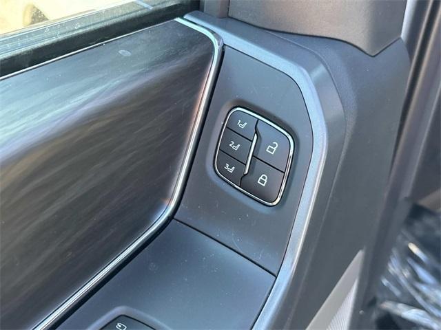 Photo of 2025 Star White Ford F-150