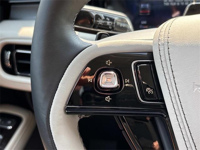 Photo of 2025 Harbor Gray Lincoln Aviator