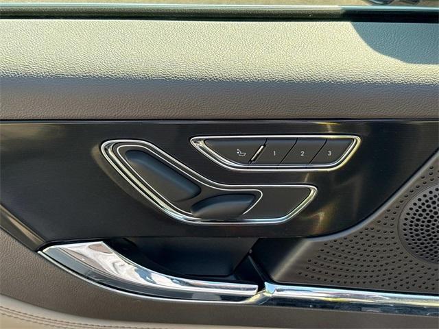 Photo of 2024 Infinite Black Metallic Lincoln Corsair