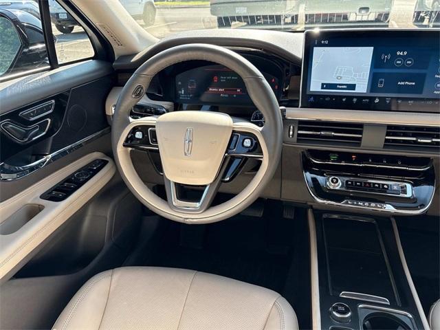 Photo of 2024 Infinite Black Metallic Lincoln Corsair