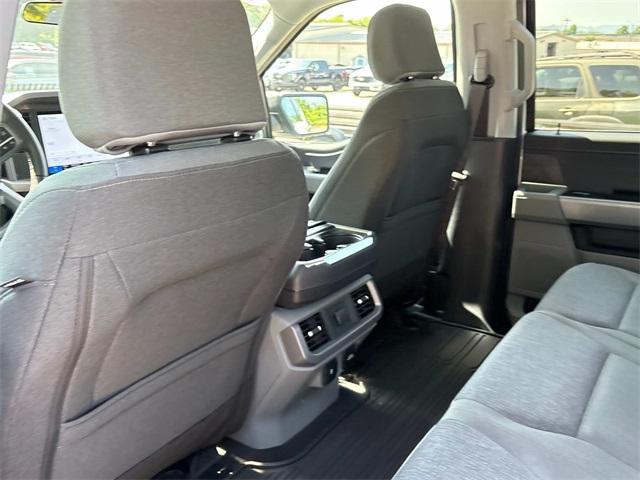 Photo of 2025 Oxford White Ford F-150