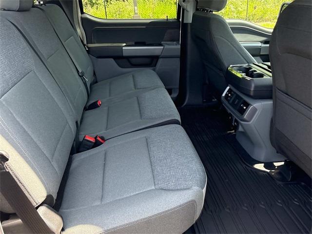 Photo of 2025 Oxford White Ford F-150