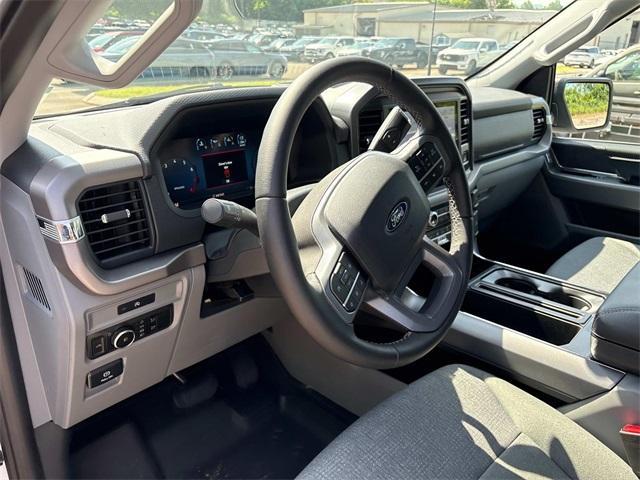 Photo of 2025 Oxford White Ford F-150