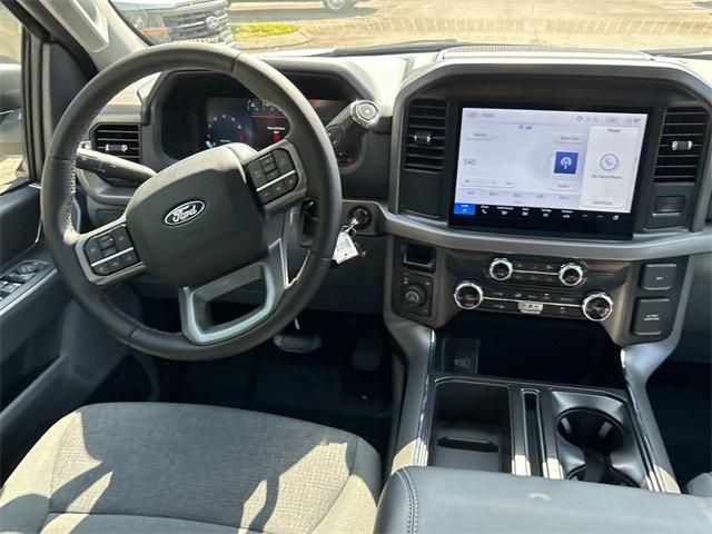 Photo of 2025 Oxford White Ford F-150