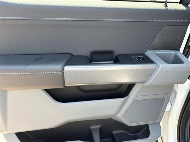 Photo of 2025 Oxford White Ford F-150