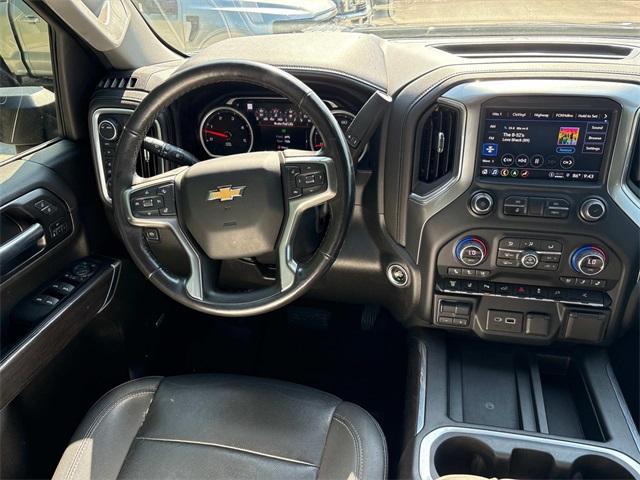 Photo of 2022 Black Chevrolet Silverado 2500