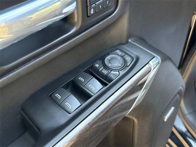 Photo of 2022 Black Chevrolet Silverado 2500