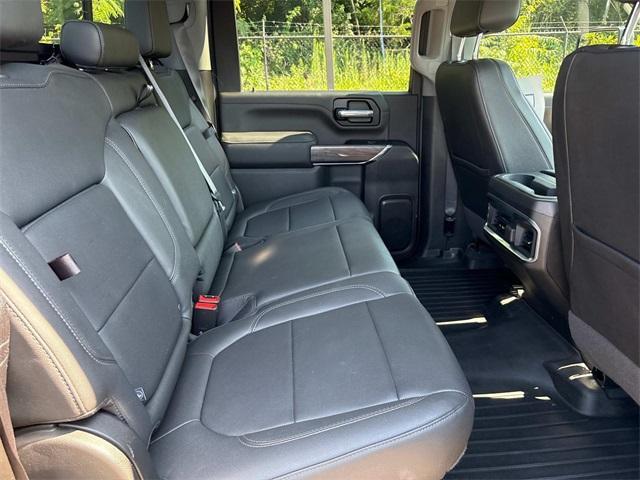 Photo of 2022 Black Chevrolet Silverado 2500