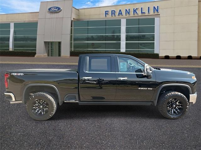 Photo of 2022 Black Chevrolet Silverado 2500