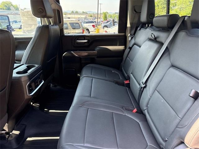 Photo of 2022 Black Chevrolet Silverado 2500
