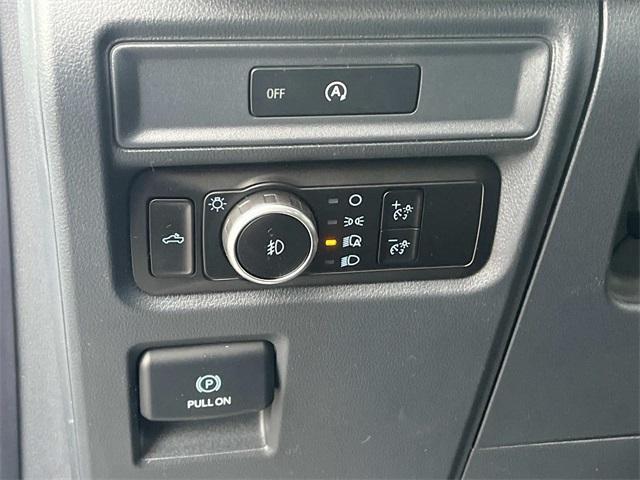 Photo of 2025 White Metallic Ford F-150