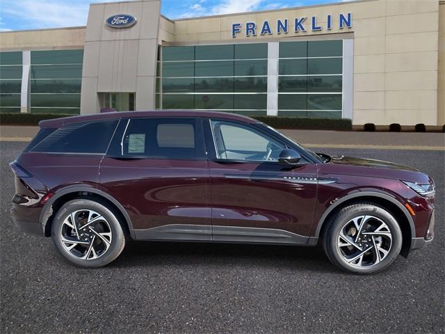 Photo of 2025 Diamond Red Lincoln Nautilus