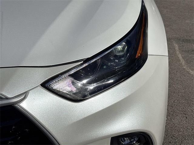 Photo of 2024 Wind Chill Pearl Toyota Highlander