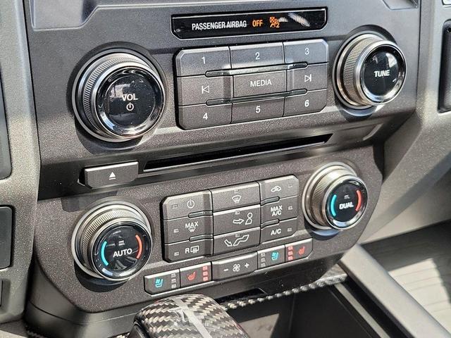Photo of 2018 Oxford White Ford F-150