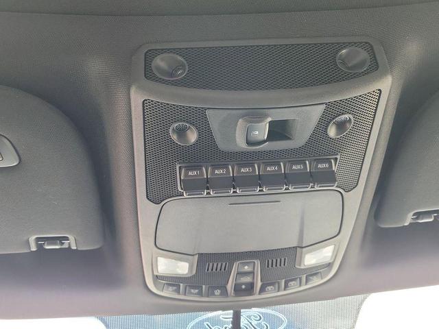 Photo of 2018 Oxford White Ford F-150
