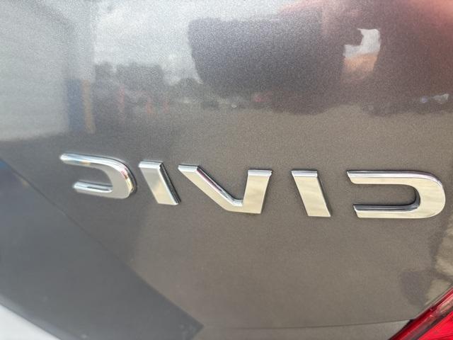 Photo of 2021 Modern Steel Metallic Honda Civic