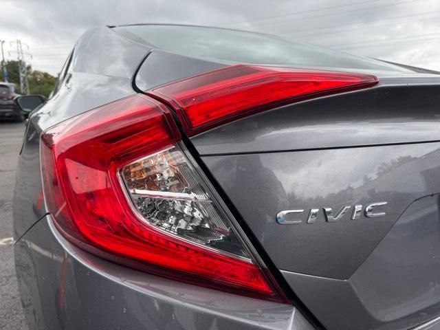 Photo of 2018 Modern Steel Metallic Honda Civic