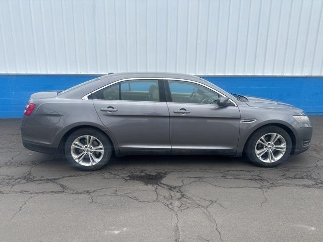 2014 Ford Taurus