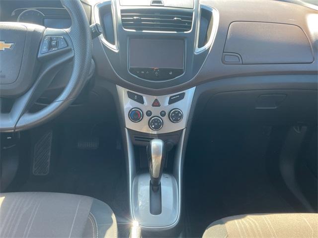 Photo of 2015 Deep Espresso Metallic Chevrolet Trax